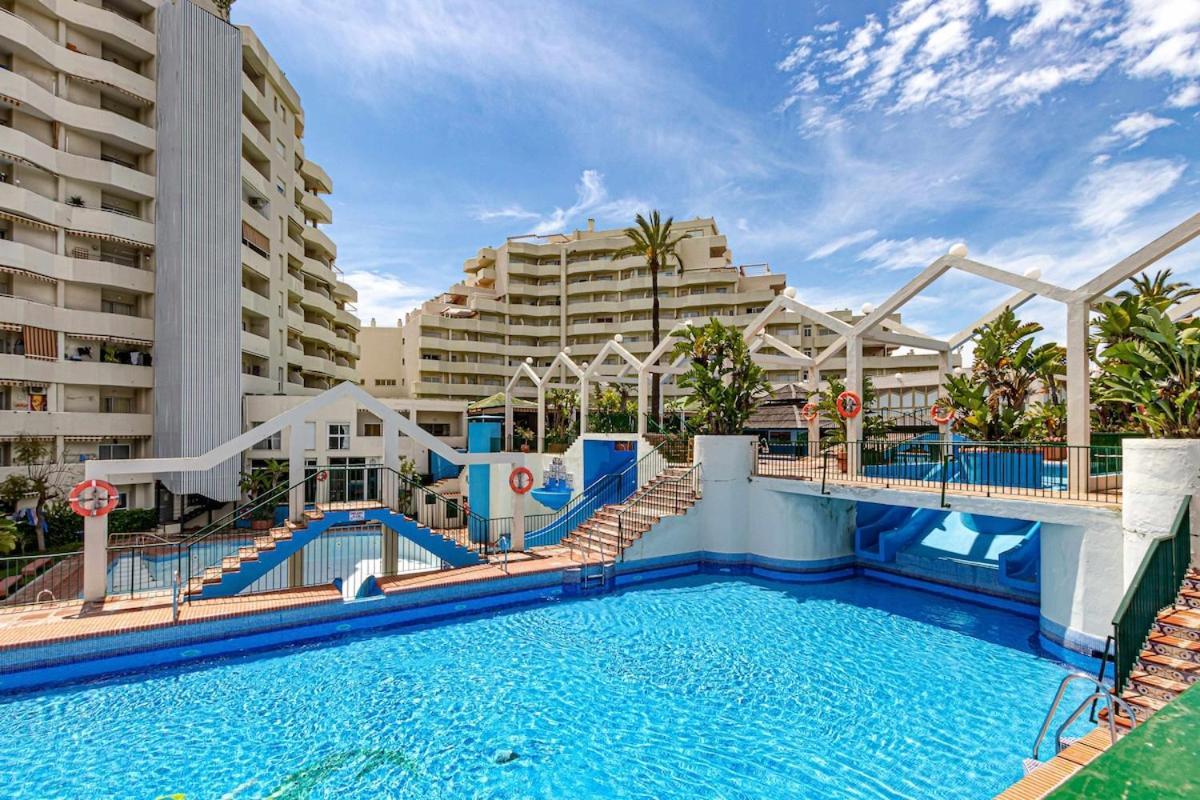 797 Holiday Rentals - Benalbeach- Moderno Piso Para 5 Con Vistas Al Mar Benalmádena Buitenkant foto