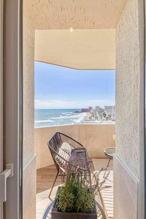 797 Holiday Rentals - Benalbeach- Moderno Piso Para 5 Con Vistas Al Mar Benalmádena Buitenkant foto